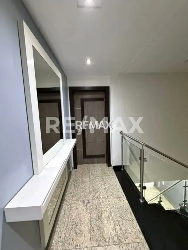 Townhouse en alquiler - 7