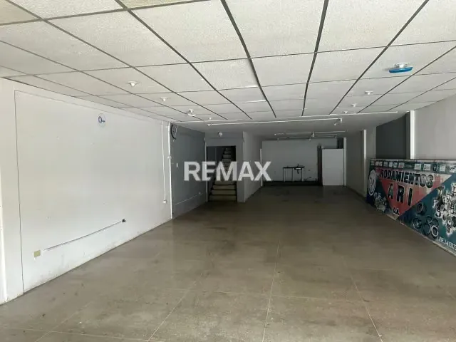 Se alquila amplio y estratégico local comercial de 153,04 m² ubicado en el concurrido sector Palito de Acarigua. - 4