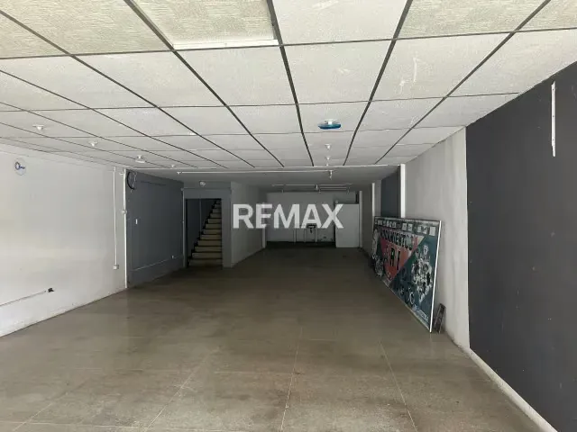 Se alquila amplio y estratégico local comercial de 153,04 m² ubicado en el concurrido sector Palito de Acarigua. - 5