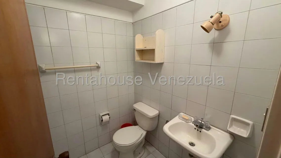 Apartamento (1 Nivel) en Alquiler en Las Minas, Miranda - 11