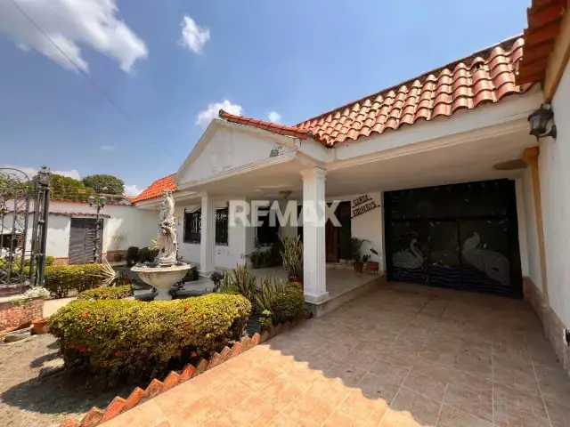 QUINTA EN VENTA URB. EL PILAR - ARAURE