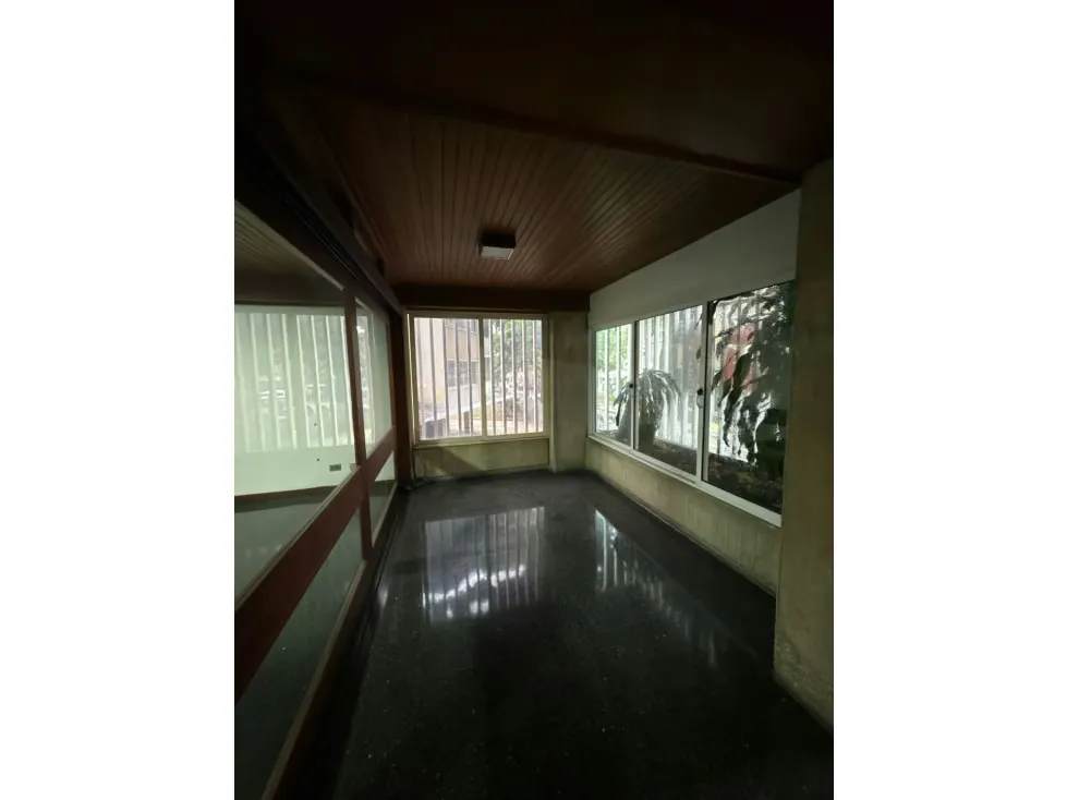 Edificio, Las Mercedes, Mun. Baruta. - 14