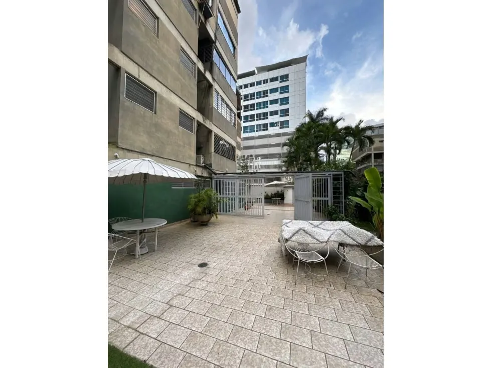 Edificio, Las Mercedes, Mun. Baruta. - 3