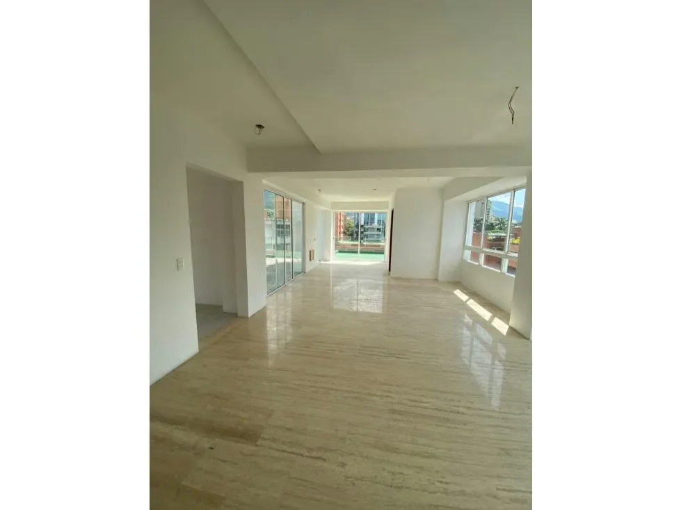 PENTHOUSE 4 PLANTAS EN VENTA 513 M2 - URB. LA CASTELLANA