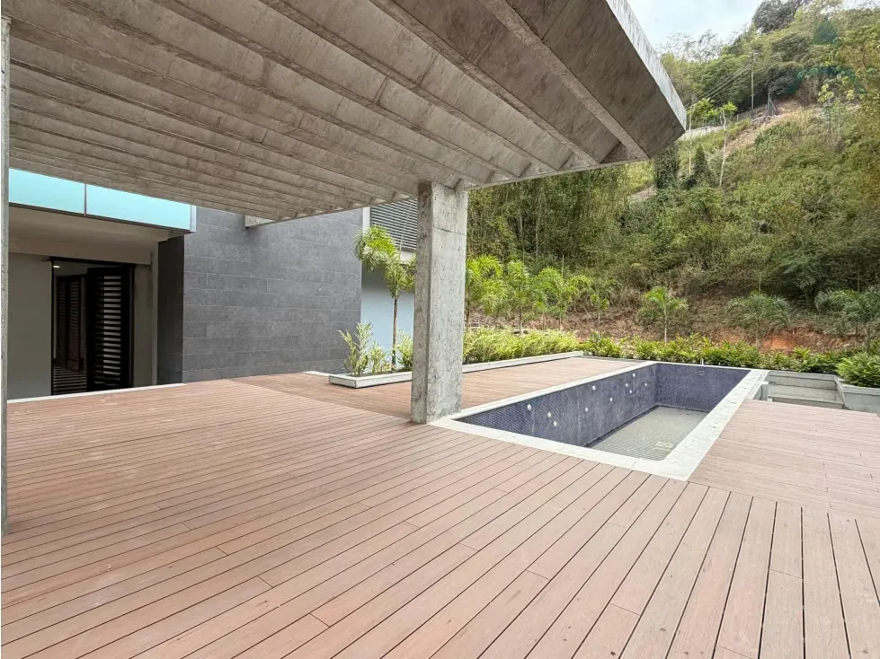 Se vende Apto 450m² 4h+s/4.5b+s/4p Las Mercedes - 4