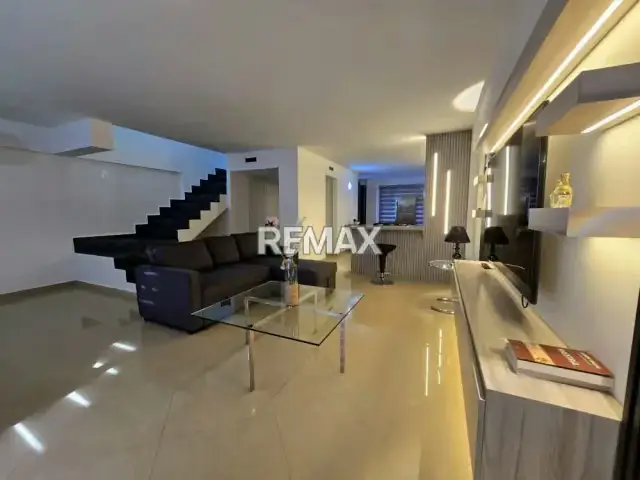 Moderno Apartamento Duplex En Venta