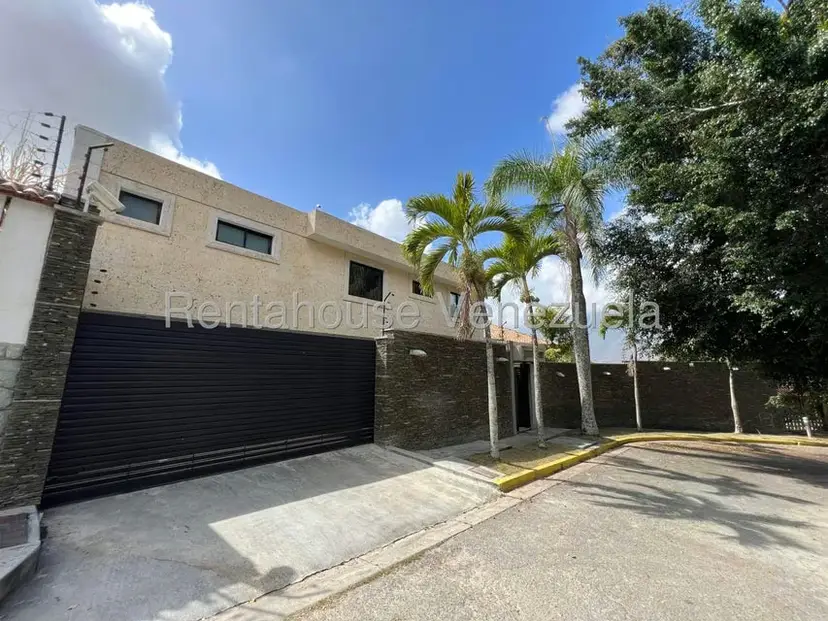 Casa (Multipes Niveles) en Venta en Macaracuay, Distrito Metropolitano