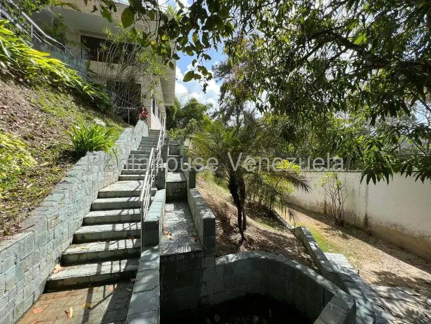 Casa (Multipes Niveles) en Venta en Macaracuay, Distrito Metropolitano - 101
