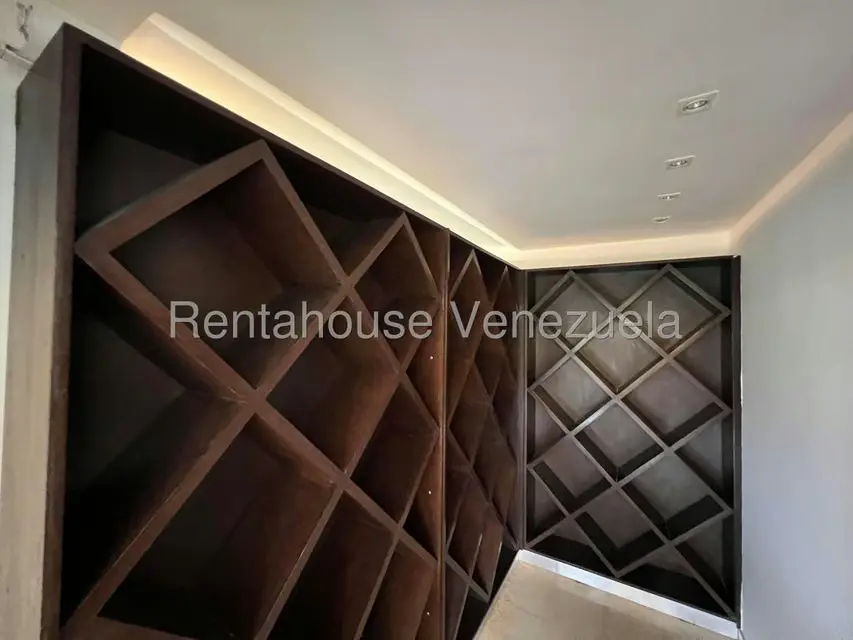 Casa (Multipes Niveles) en Venta en Macaracuay, Distrito Metropolitano - 37