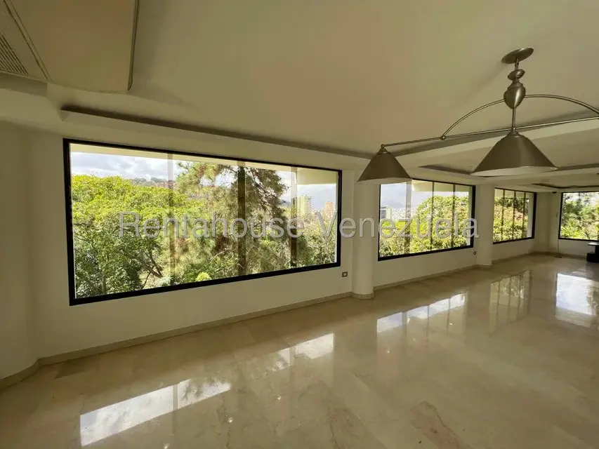 Casa (Multipes Niveles) en Venta en Macaracuay, Distrito Metropolitano - 40
