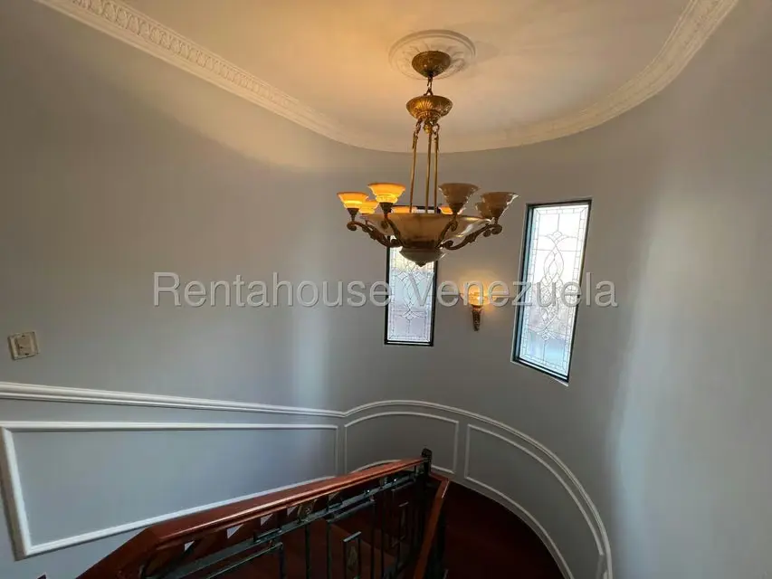 Casa (Multipes Niveles) en Venta en Macaracuay, Distrito Metropolitano - 71