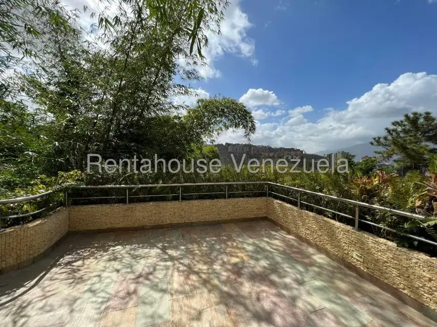 Casa (Multipes Niveles) en Venta en Macaracuay, Distrito Metropolitano - 94