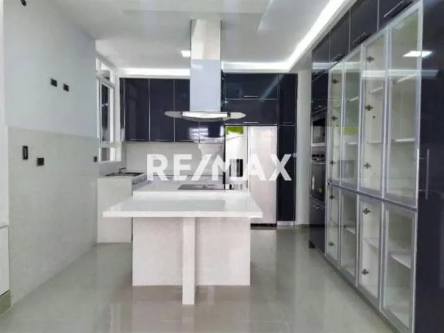 Townhouse en Venta, Conj. Res. Jardín Las Virtudes. - 3