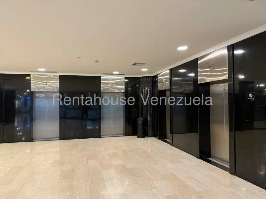 Comercial (Local Comercial) en Alquiler en La Viña, Carabobo - 8