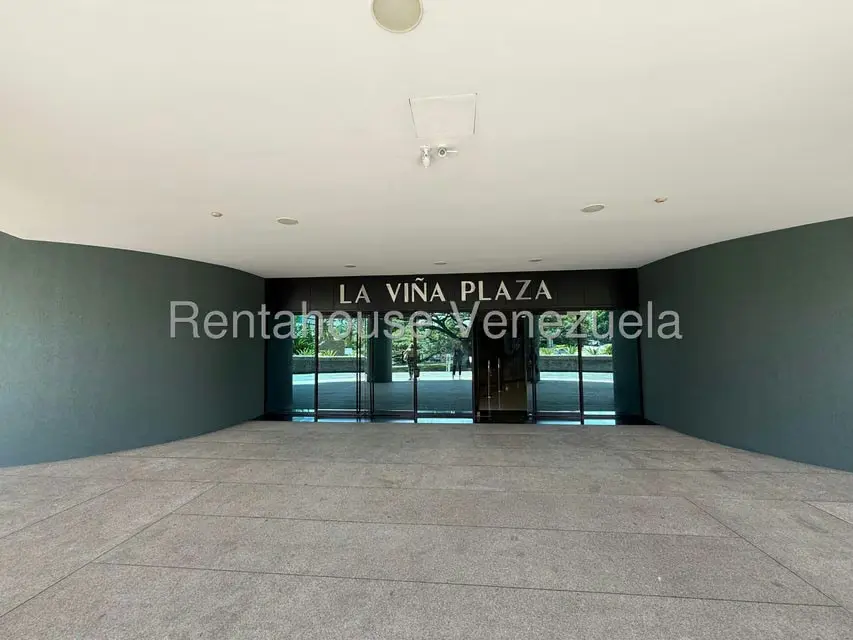 Comercial (Local Comercial) en Alquiler en La Viña, Carabobo - 10
