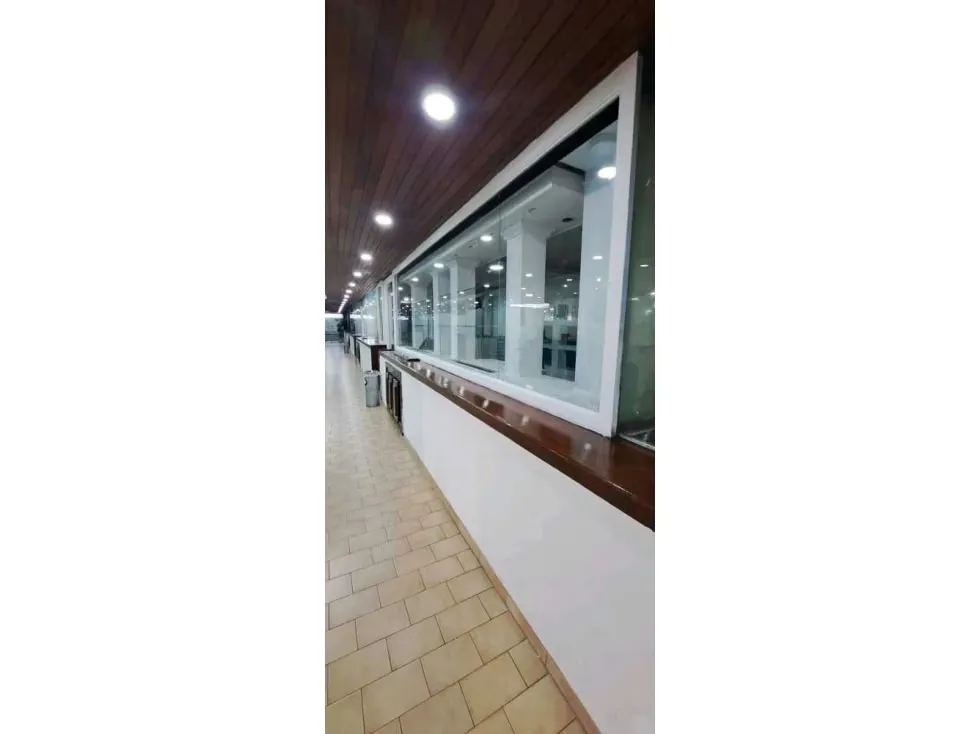 Alquilo local 21m2 Las Mercedes 3497 - 2
