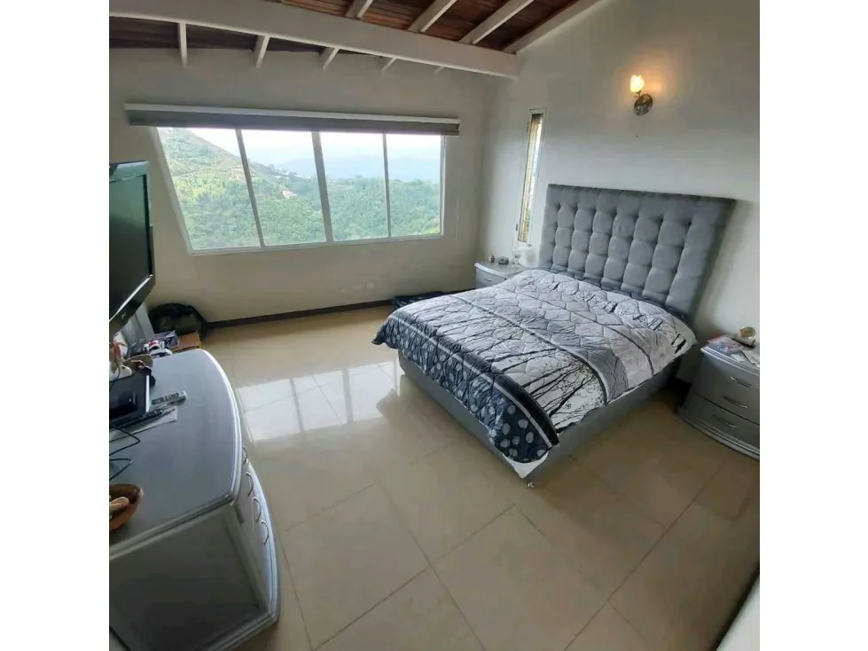 Vendo casa 480m2 Colinas de Lagunita Sur 1906 - 13