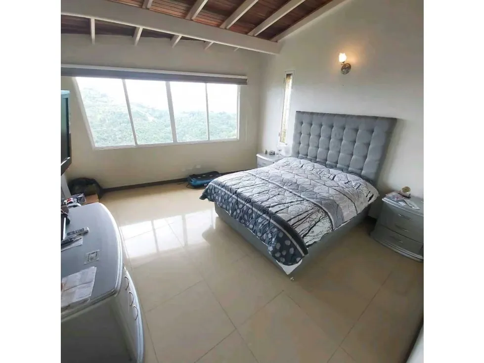 Vendo casa 480m2 Colinas de Lagunita Sur 1906 - 15