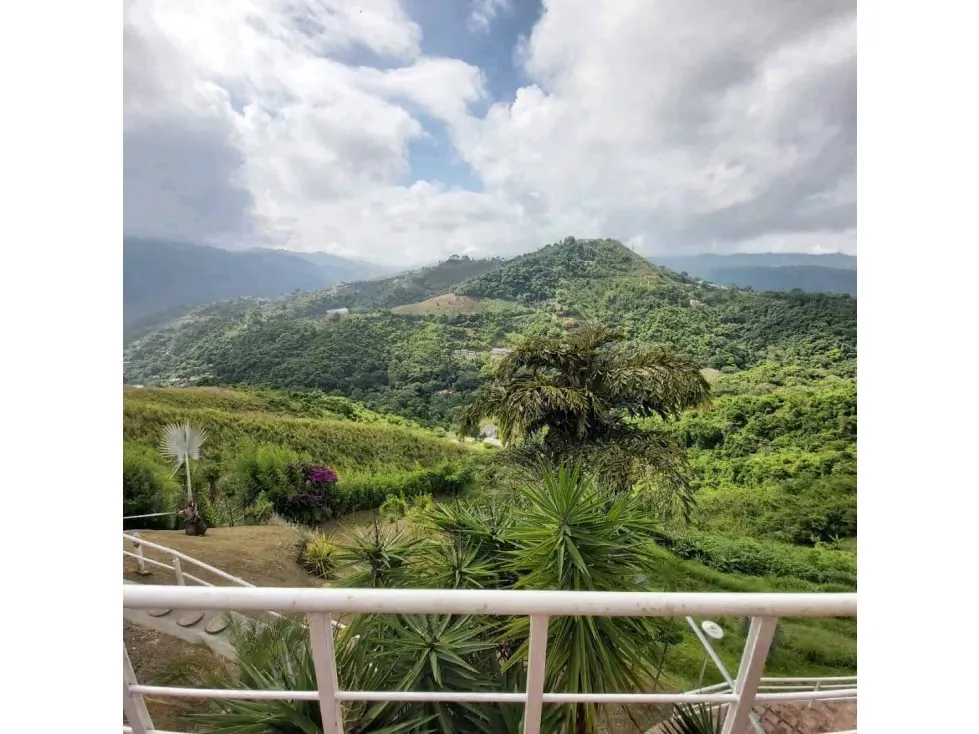 Vendo casa 480m2 Colinas de Lagunita Sur 1906 - 20