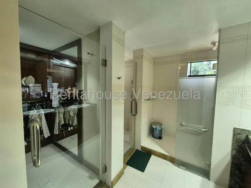 Casa (Duplex) en Venta en Colinas de Guataparo, Carabobo - 29