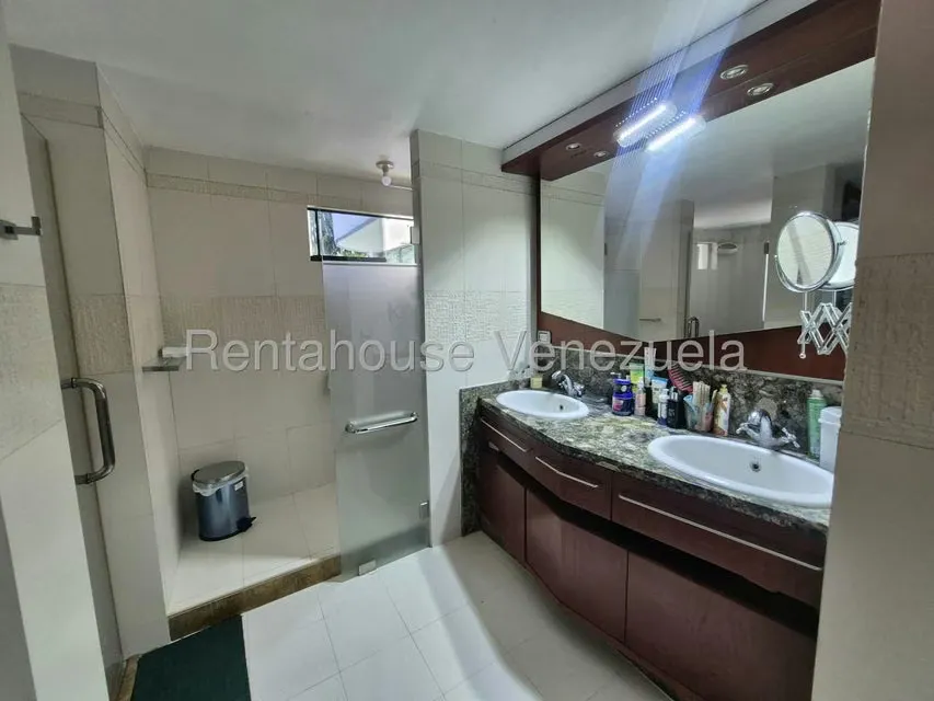 Casa (Duplex) en Venta en Colinas de Guataparo, Carabobo - 30