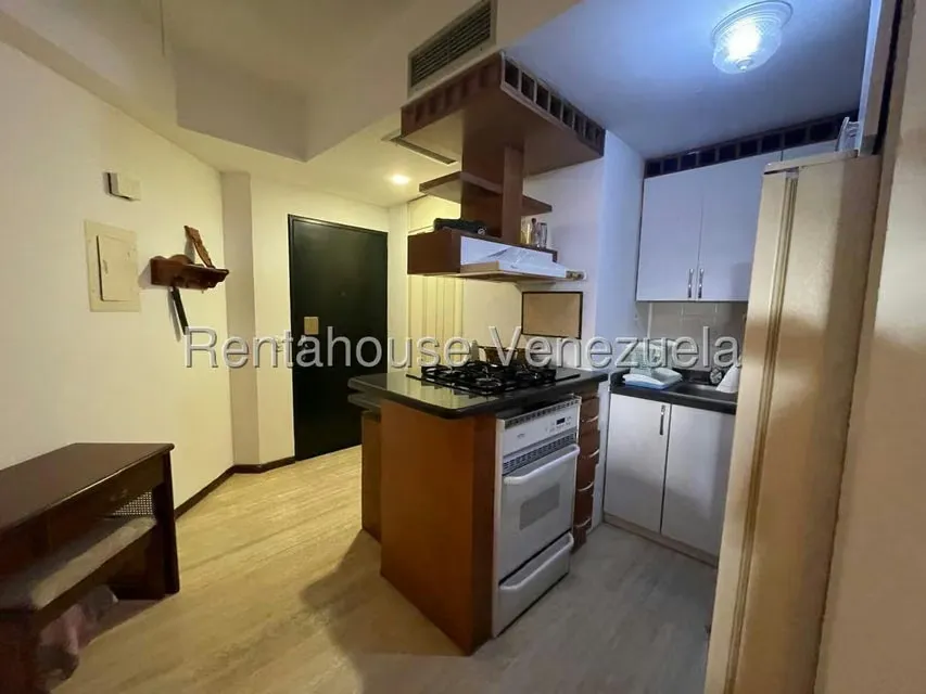 Apartamento (1 Nivel) en Venta en Colinas de Bello Monte, Distrito Metropolitano - 4