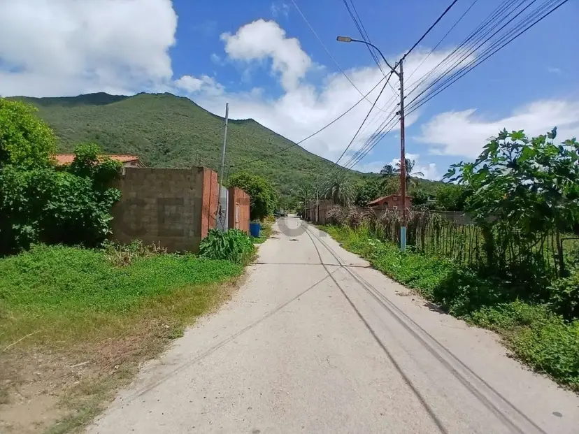TERRENO EN VENTA A SOLO 5 MIN DE PLAYA GUACUCO