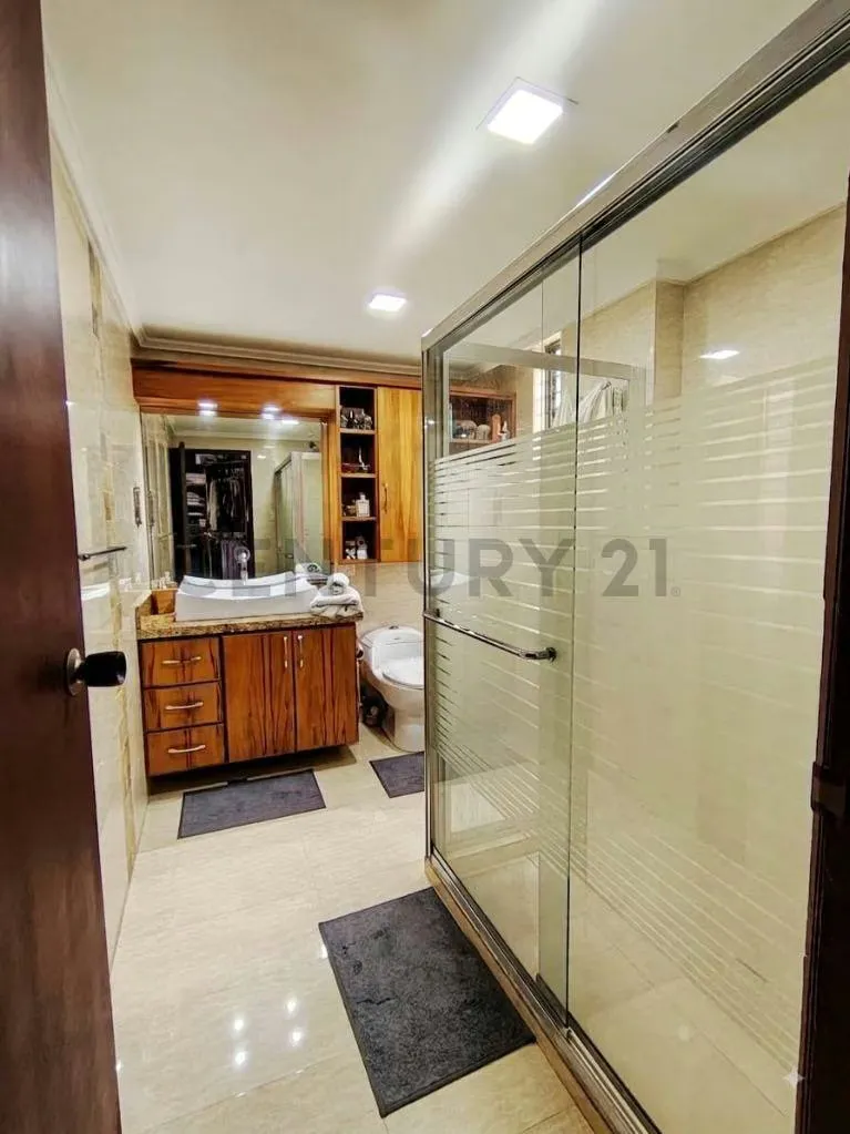 Se Vende Apartamento en el Milagro (Residencias Premium) - 12