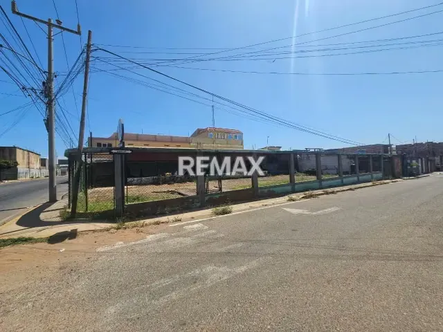 Terreno + galpon - 6