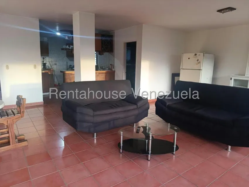 Apartamento (1 Nivel) en Alquiler en Turumo, Distrito Metropolitano - 16