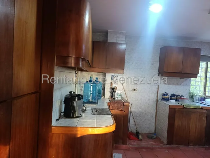 Apartamento (1 Nivel) en Alquiler en Turumo, Distrito Metropolitano - 4