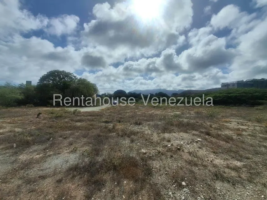 Terreno (Comercial) en Venta en Los Robles, Nueva Esparta - 15
