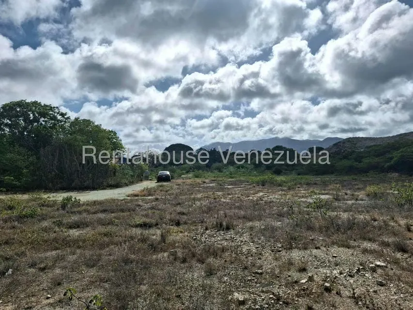 Terreno (Comercial) en Venta en Los Robles, Nueva Esparta - 16