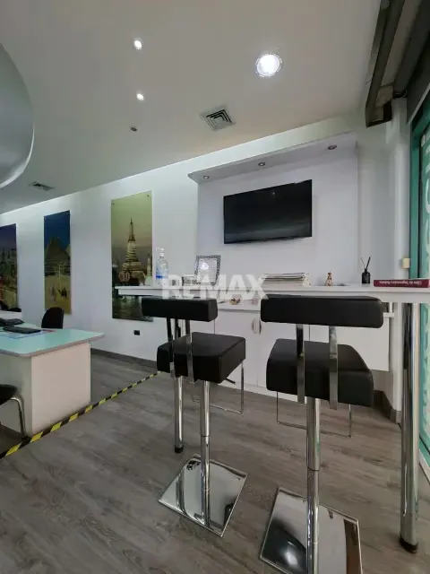 EN VENTA LOCAL COMERCIAL EN RATTAN PLAZA - 3