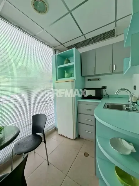 EN VENTA LOCAL COMERCIAL EN RATTAN PLAZA - 6