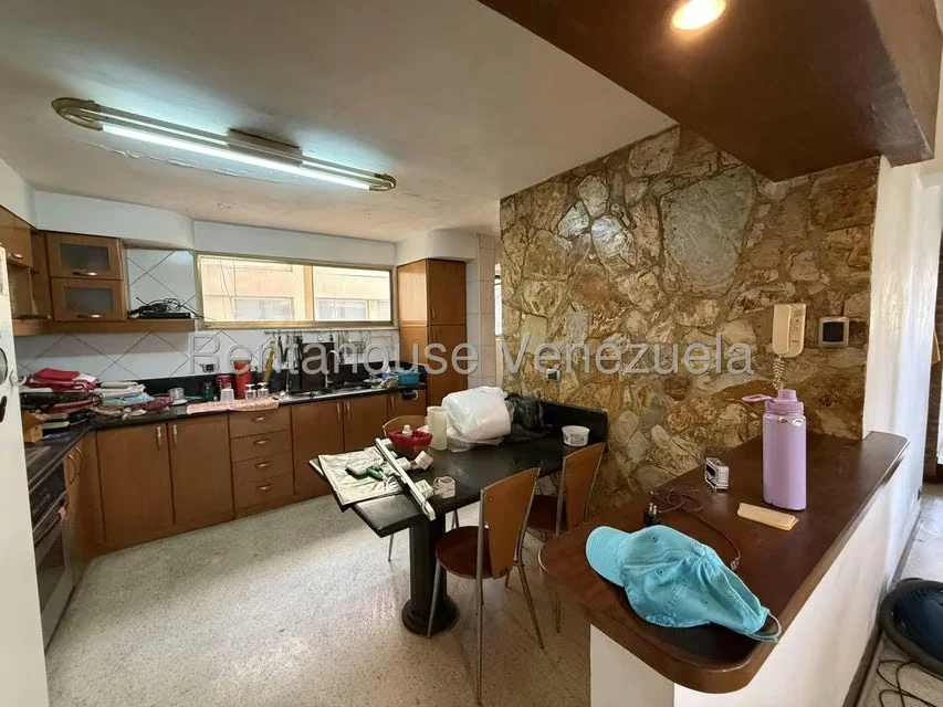 Apartamento (Duplex) en Venta en La Florida, Distrito Metropolitano - 12