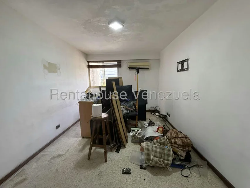 Apartamento (Duplex) en Venta en La Florida, Distrito Metropolitano - 30