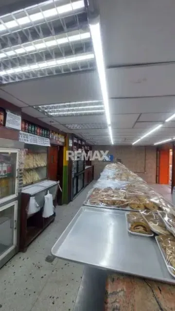 En venta Fondo de Comercio Panaderia En Sector San Carlos - 8