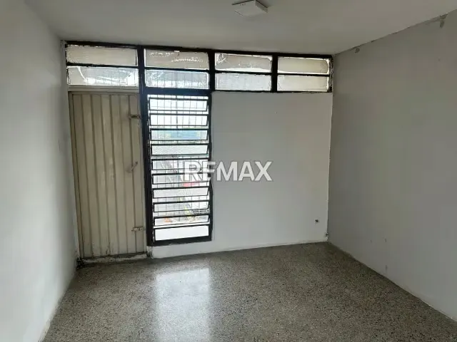 Apartamento en Alquiler ubicado en la Urb. La Goajira (Acarigua, Edo. Portuguesa) - 3