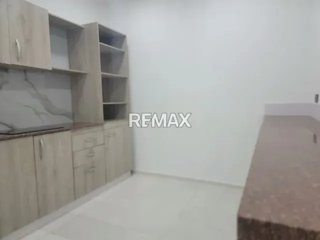 Local Comercial en San Roman - Caracas en Las Mercedes - 3