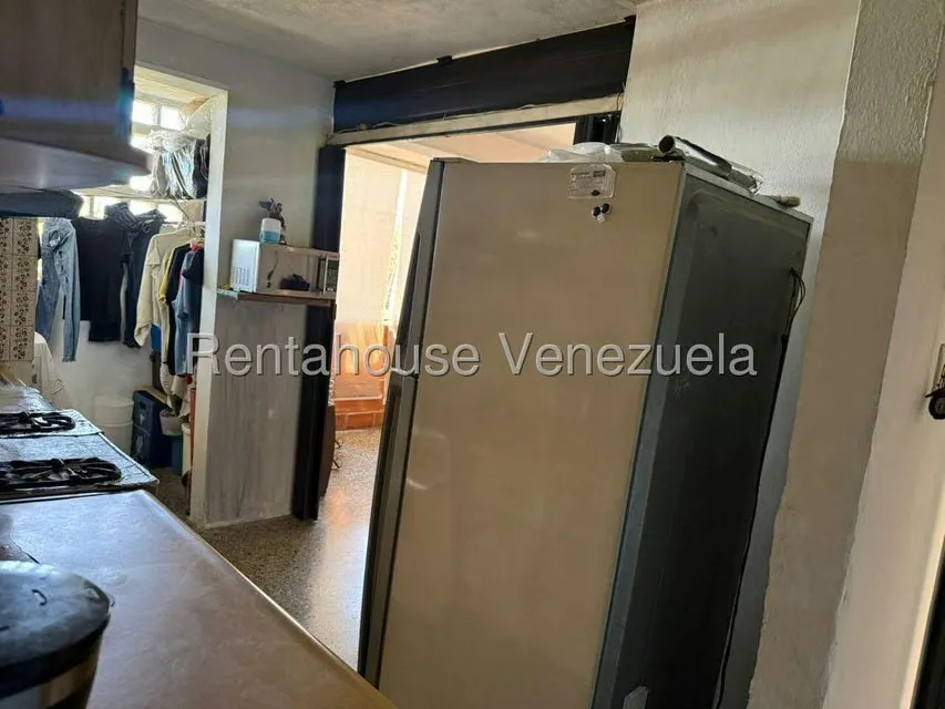 Apartamento (1 Nivel) en Venta en Zona Oeste, Lara - 11