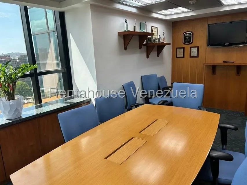 Oficina en Venta en El Bosque, Distrito Metropolitano - 12