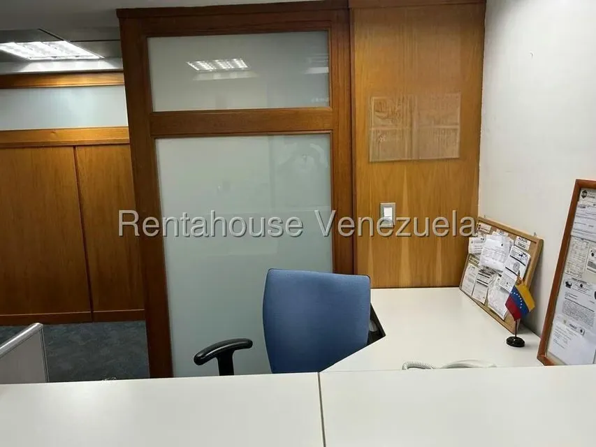 Oficina en Venta en El Bosque, Distrito Metropolitano - 3