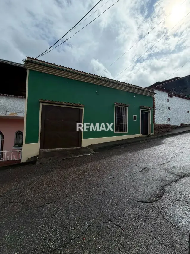 VENTA DE CASA LA GUACARA SAN CRISTOBAL