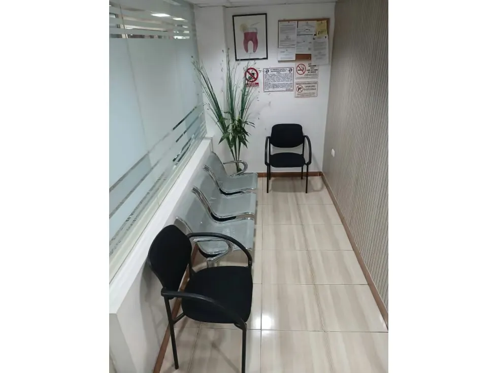Alquilo Oficina / Cubiculo, 9m², sala de espera, baño, Chacaito 7118 - 5