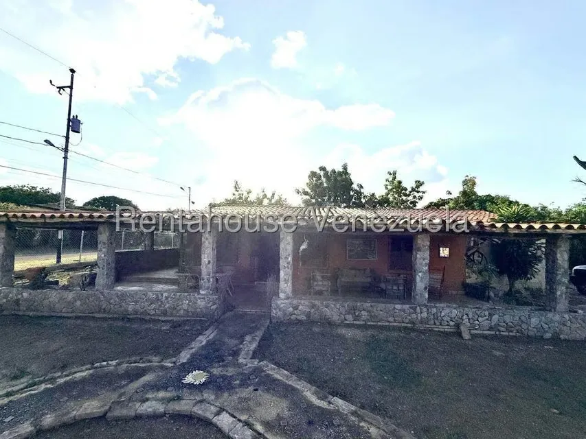 Casa (1 Nivel) en Venta en El Manzano, Lara - 2