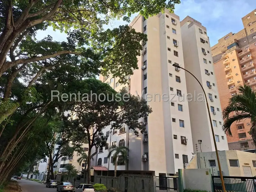 Apartamento (1 Nivel) en Alquiler en La Trigaleña, Carabobo