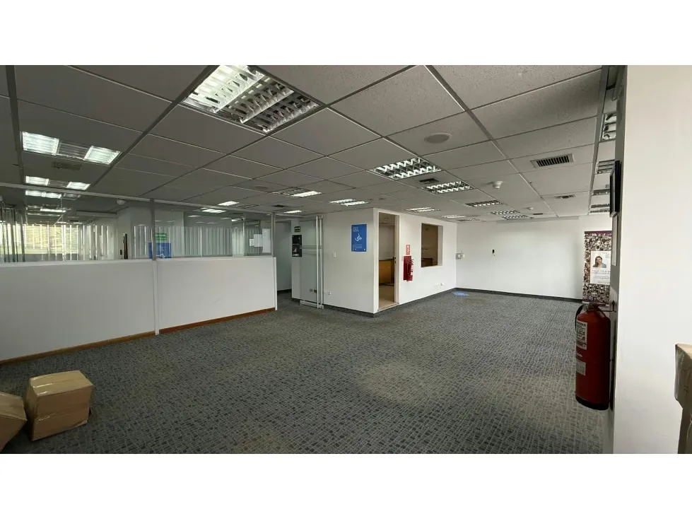 Se Alquila Oficina 1500m² Los Ruices
