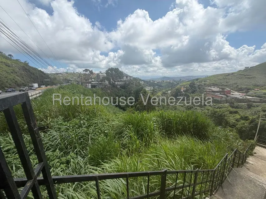 Terreno (Comercial) en Venta en Los Teques, Miranda - 8