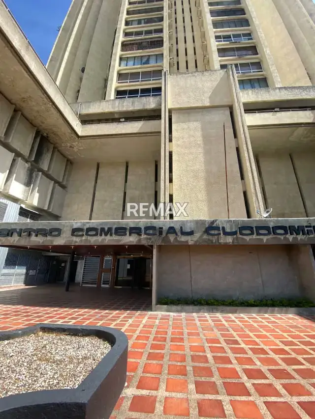 Bello y Espacioso Apartamento en Venta en Residencias Clodomira en CC Clodomira Calle 72 entre Av 4 Bella Vista y Av 8 Santa Rita en Maracaibo Zulia